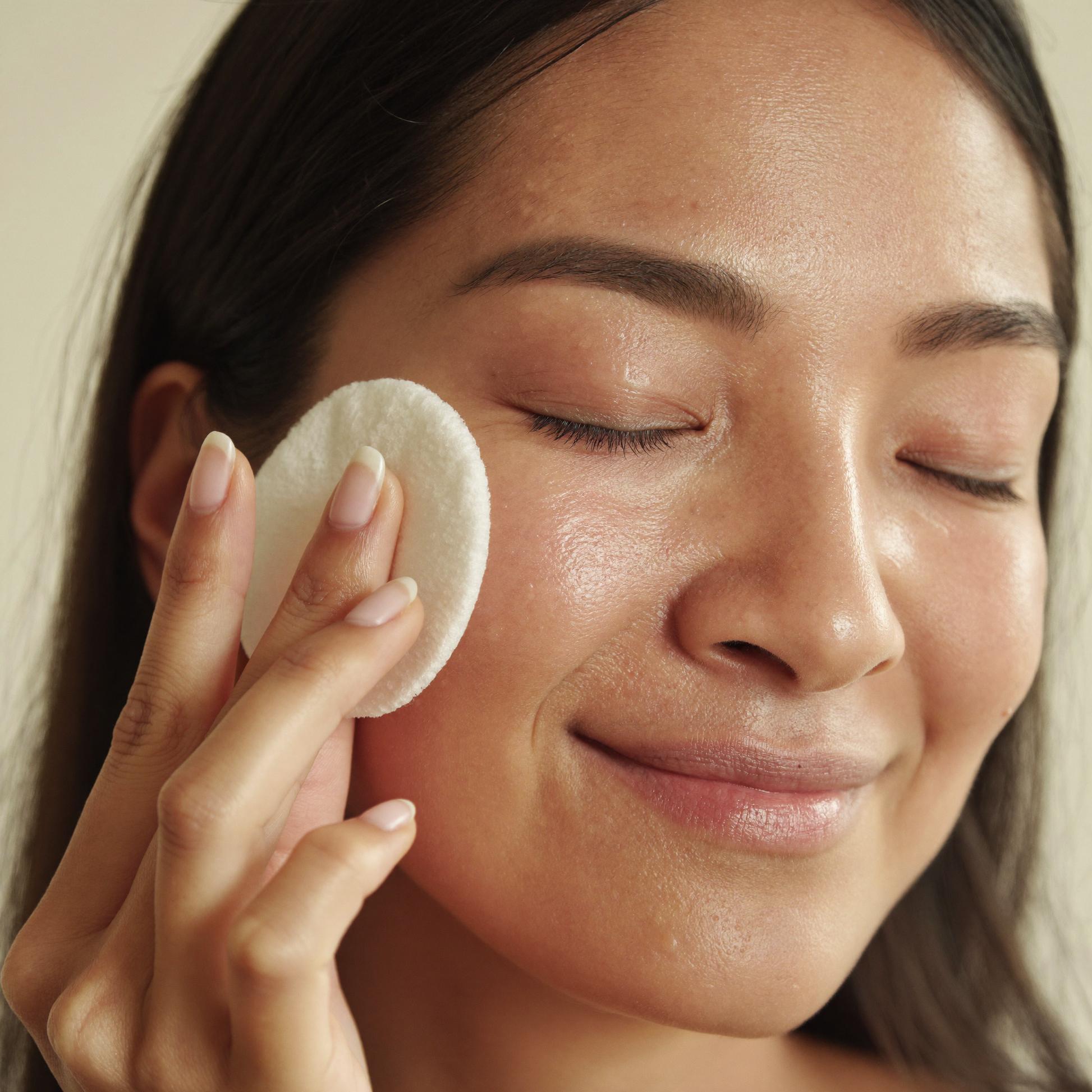 Lanvara Korean Anti-Aging Pads — Pad-Anwendung im Gesicht für Glass Skin Effekt